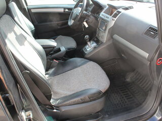 2012 Opel Zafira B Рестайлинг, чёрный, 850000 рублей, вид 4