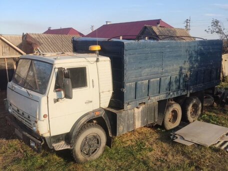 1988 КамАЗ 5320, серебристый, 500000 рублей, вид 2