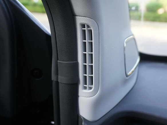2023 Wuling Mini EV 26.5 kWh II, зелёный - вид 28