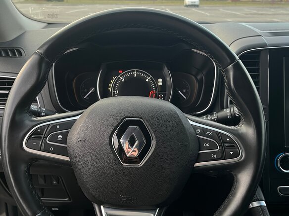 2019 Renault Koleos II Рестайлинг, серебристый, 1900000 рублей - вид 14