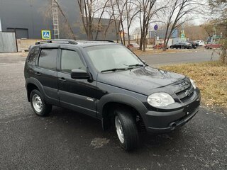 2016 Chevrolet Niva I Рестайлинг, синий, 690000 рублей, вид 3