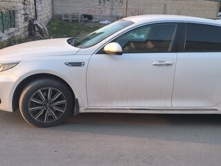 2019 Kia Optima IV Рестайлинг, белый, 1999000 рублей, вид 4