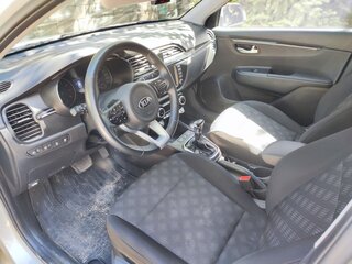 2019 Kia Rio X-Line IV, бежевый, 1650000 рублей, вид 4