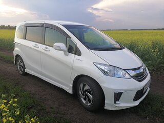 2015 Honda Freed I Рестайлинг 2, белый, 1300000 рублей, вид 2
