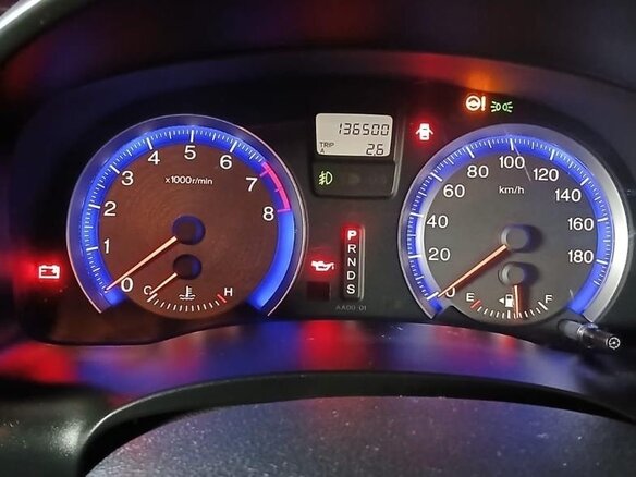 2013 Honda Stream II Рестайлинг, серый, 1550000 рублей - вид 2