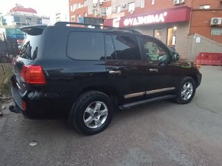 2012 Toyota Land Cruiser 200 Series Рестайлинг 1, чёрный, 3300000 рублей, вид 2