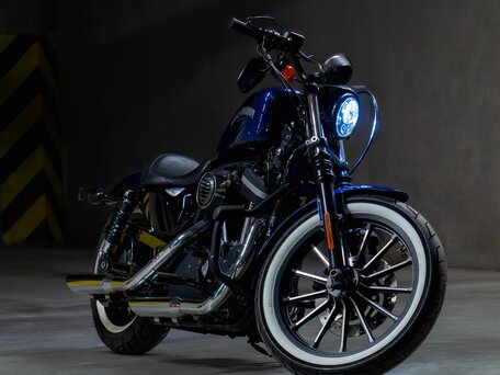 2012 Harley-Davidson Sportster 883, синий, 1010000 рублей, вид 1