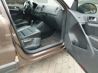 2014 Volkswagen Tiguan I Рестайлинг, коричневый, 1445999 рублей, вид 5