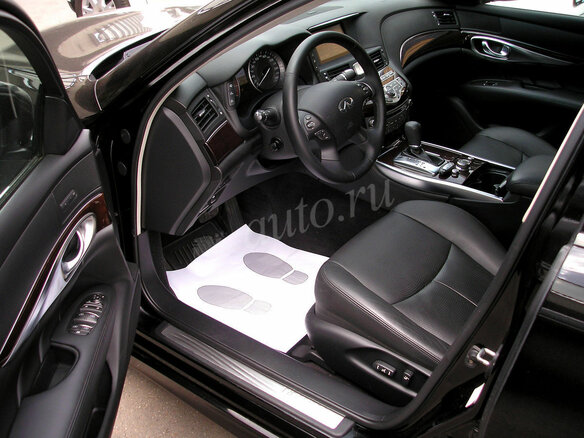 2010 Infiniti M M25 IV, чёрный - вид 7