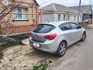 2012 Opel Astra J, серебристый, 810000 рублей, вид 4