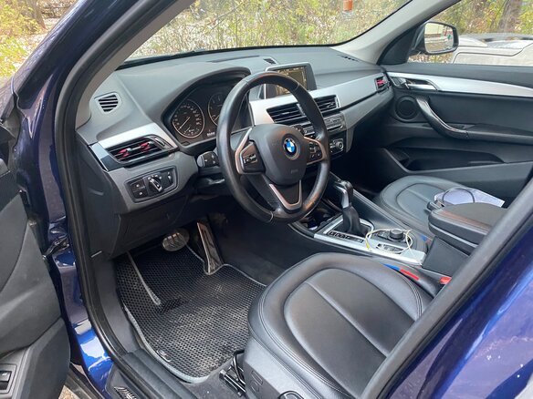 2015 BMW X1 20d xDrive II (F48), синий - вид 6
