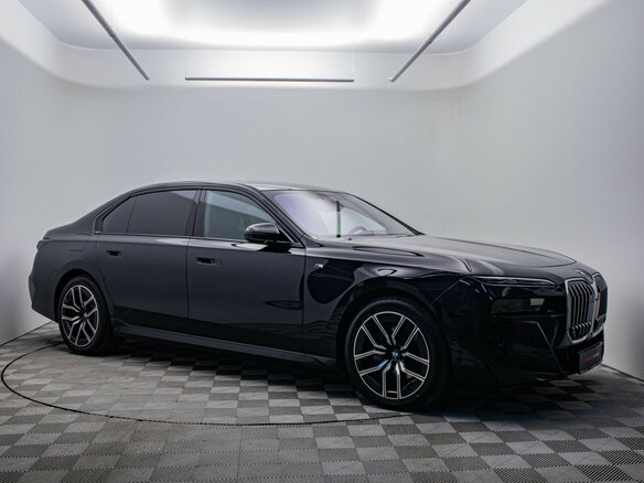 2025 BMW 7 серии 740d xDrive VII (G70), чёрный - вид 4