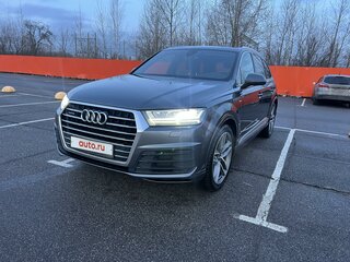 2018 Audi Q7 II (4M), серый, 4600000 рублей, вид 3
