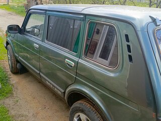 2013 Lada (ВАЗ) 2131 (4x4) 213105 I, зелёный, 520000 рублей, вид 3