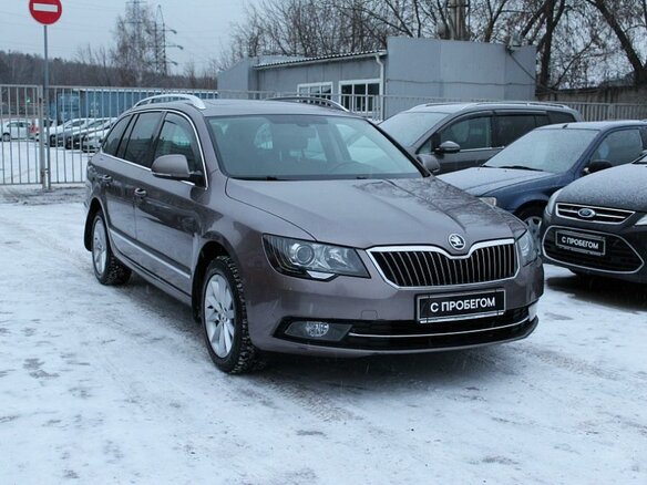 2013 Skoda Superb II Рестайлинг, серый - вид 1