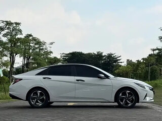 2021 Hyundai Elantra VII (CN7), белый, 1420000 рублей, вид 4