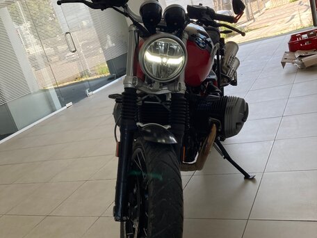 2021 BMW R Nine T Scrambler, чёрный, 1650000 рублей, вид 3