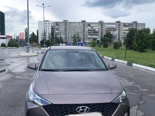 2021 Hyundai Solaris II Рестайлинг, коричневый, 1900000 рублей, вид 1