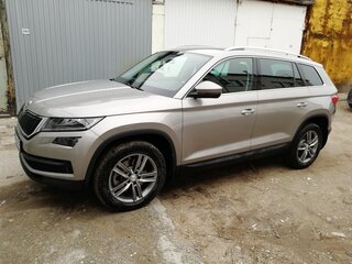 2018 Skoda Kodiaq I, бежевый, 3550000 рублей, вид 2