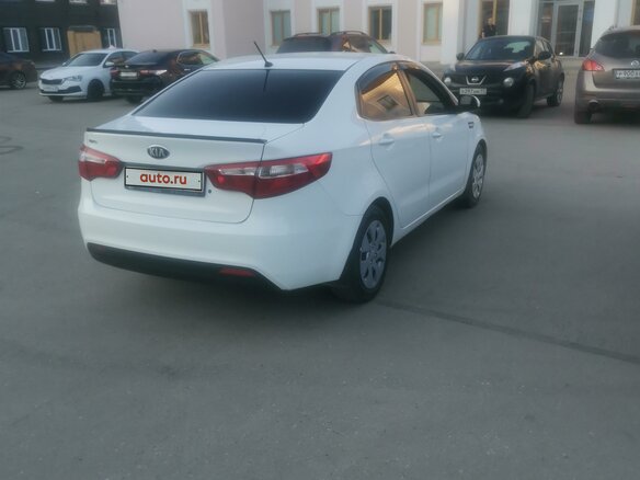 2014 Kia Rio III, белый, 725000 рублей - вид 1