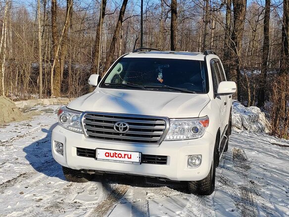2013 Toyota Land Cruiser 200 Series Рестайлинг 1, белый, 3500000 рублей - вид 11