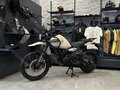 2026 Royal Enfield Himalayan, серебристый, 573000 рублей - вид 1