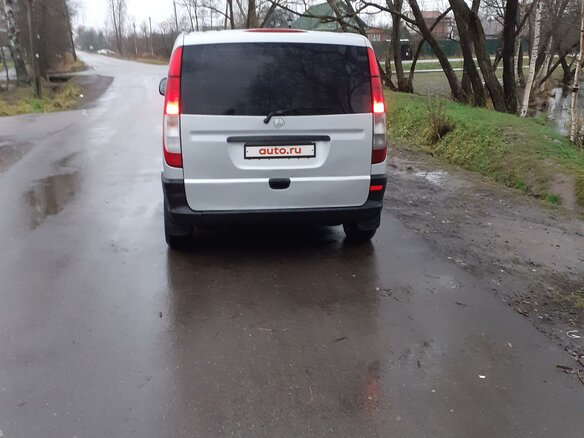 2004 Mercedes-Benz Vito 111 CDI L2 II (W639), серебристый - вид 2