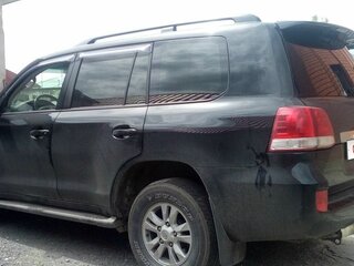 2008 Toyota Land Cruiser 200 Series, чёрный, 3500000 рублей, вид 2
