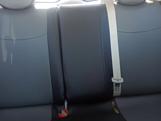 2011 Nissan Leaf (EM61) I (ZE0/AZE0), белый, 500000 рублей, вид 1