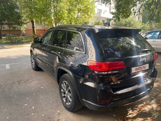 2013 Jeep Grand Cherokee IV (WK2) Рестайлинг, чёрный, 1950000 рублей, вид 3