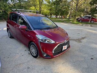 2018 Toyota Sienta II, красный, 1930000 рублей, вид 1