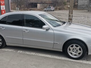 2002 Mercedes-Benz E-Класс 240 III (W211, S211), серый, 1100000 рублей, вид 3