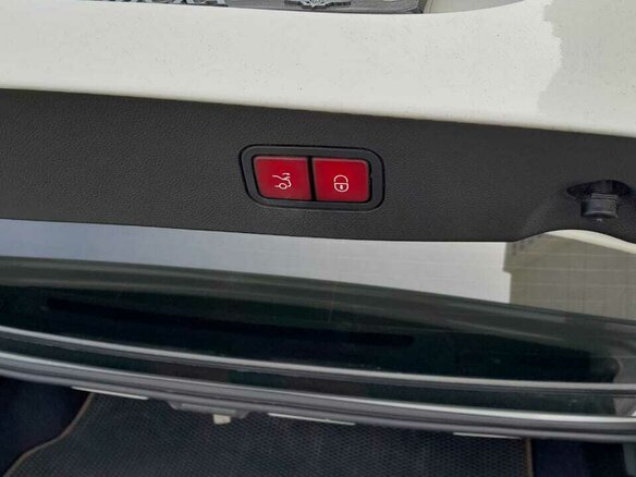 2011 Mercedes-Benz E-Класс 350 IV (W212, S212, C207), чёрный, 2000000 рублей - вид 17