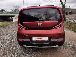 2019 Kia Soul III, красный, 2200000 рублей, вид 3