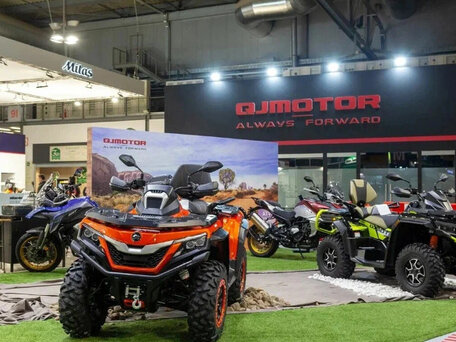 2025 QJMotor SFA 1000, оранжевый, 1090000 рублей, вид 1
