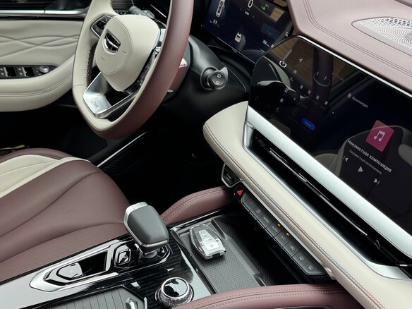2023 Geely Monjaro I, белый, 3950000 рублей - вид 12