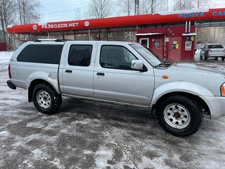 2012 Nissan NP300, серебристый, 1100000 рублей, вид 2