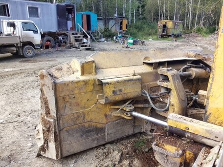 1995 Caterpillar D6, 5000000 рублей, вид 5