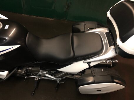 2011 Honda XL1000V Varadero, белый, 1000000 рублей, вид 5