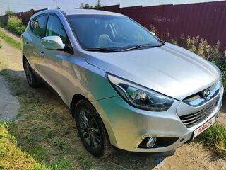 2013 Hyundai ix35 I Рестайлинг, серебристый, 1300000 рублей, вид 1