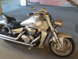 2006 Suzuki Boulevard M109R, серебристый, 900000 рублей, вид 2