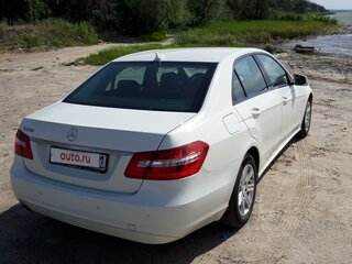 2011 Mercedes-Benz E-Класс 200 7G-Tronic IV (W212, S212, C207), белый, 1750000 рублей, вид 5