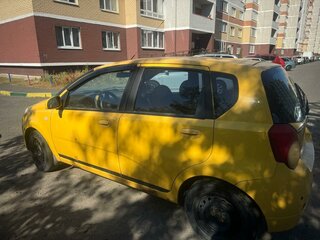 2009 Chevrolet Aveo I Рестайлинг, жёлтый, 300000 рублей, вид 4