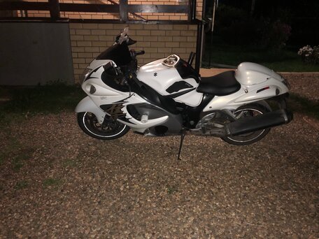 2008 Suzuki GSX 1300 R Hayabusa, белый, 800000 рублей, вид 2