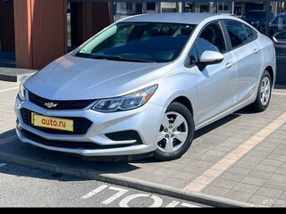 2017 Chevrolet Cruze II, серебристый, 1100000 рублей, вид 1