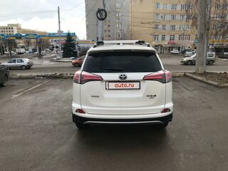 2017 Toyota RAV4 IV (XA40) Рестайлинг, белый, 2950000 рублей, вид 5