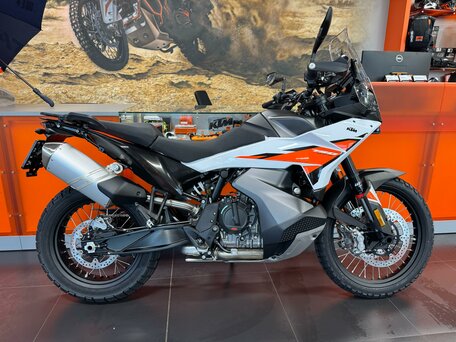 2024 KTM 790 Adventure, белый, 1449900 рублей, вид 1