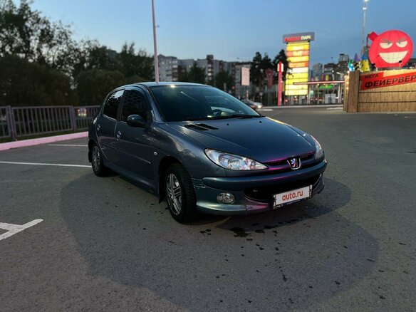 2006 Peugeot 206, серый, 290000 рублей - вид 1