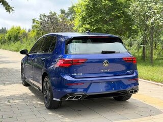 2022 Volkswagen Golf VIII, синий, 1600000 рублей, вид 3