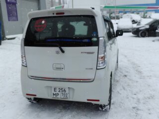 2015 Suzuki Wagon R V Рестайлинг, белый, 980000 рублей, вид 3